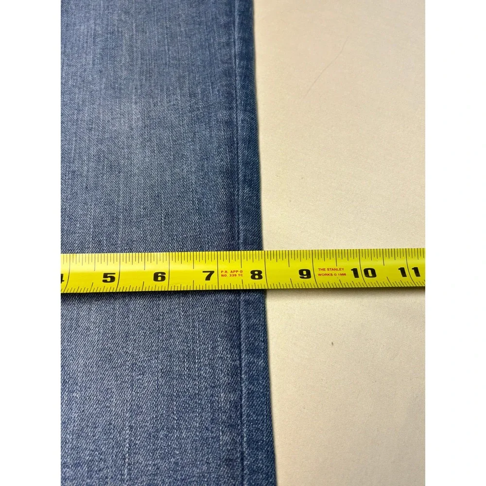 NWT Banana Republic Travel Athletic Tapered Jeans Vintage‎ Blue Mens 30x32